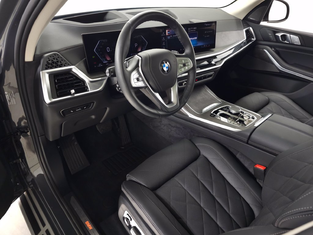 Used 2026 BMW X7 xDrive40i w/ Premium Package AWD/4WD image 15
