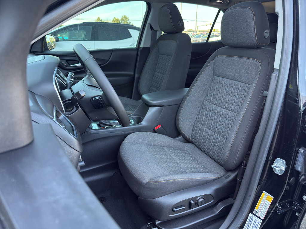 Used 2023 Chevrolet Equinox LT AWD/4WD image 11