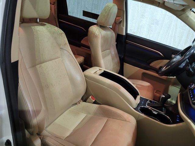 Used 2015 Toyota Highlander Limited image 65