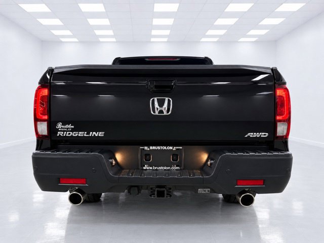 Used 2023 Honda Ridgeline Black Edition image 13