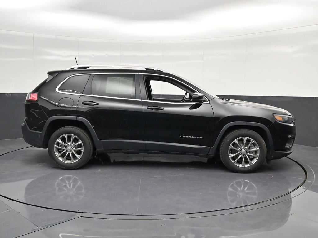 Used 2021 Jeep Cherokee Latitude Lux image 4