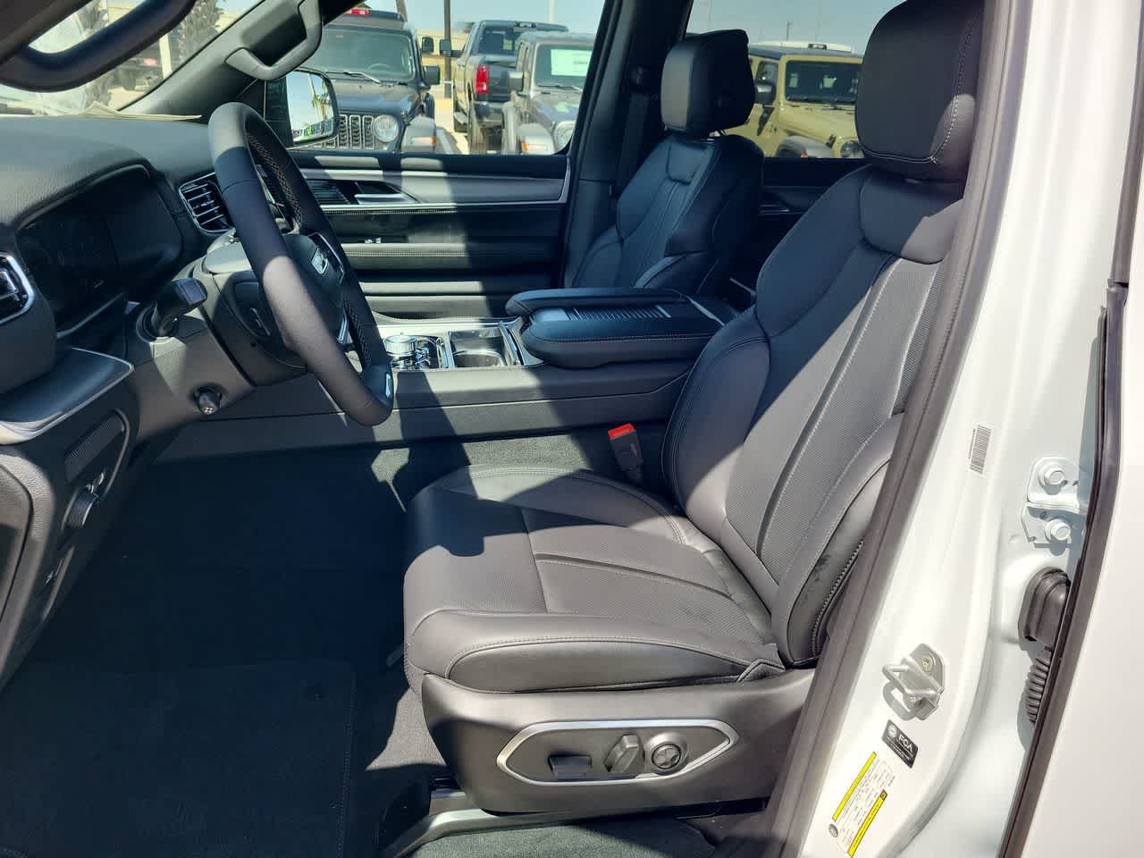 New 2026 Jeep Grand Wagoneer L Limited w/ Convenience Group I AWD/4WD image 19