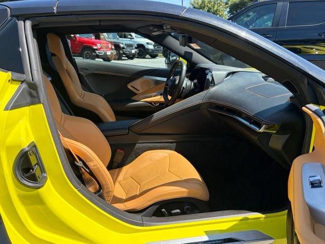 Used 2021 Chevrolet Corvette Stingray Preferred Conv w/ Z51 Performance Package RWD image 34