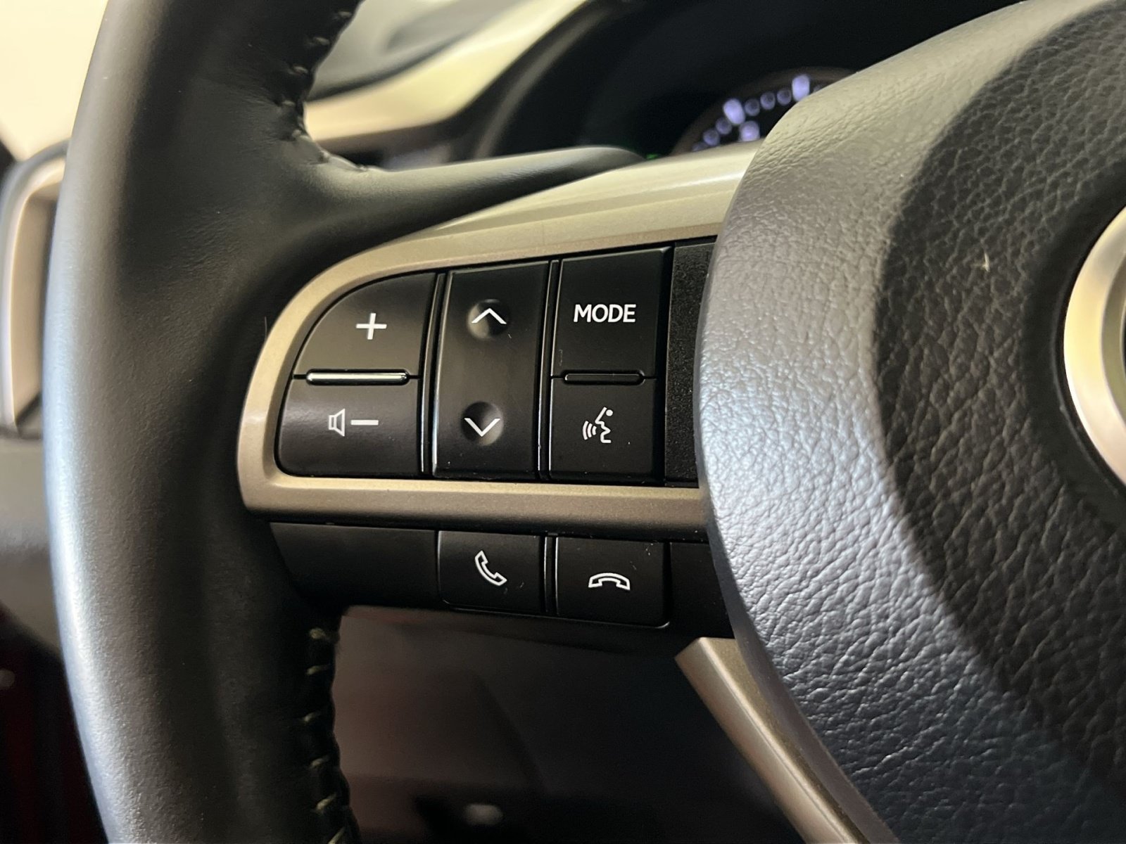 Used 2016 Lexus RX 350 AWD w/ Premium Package image 36