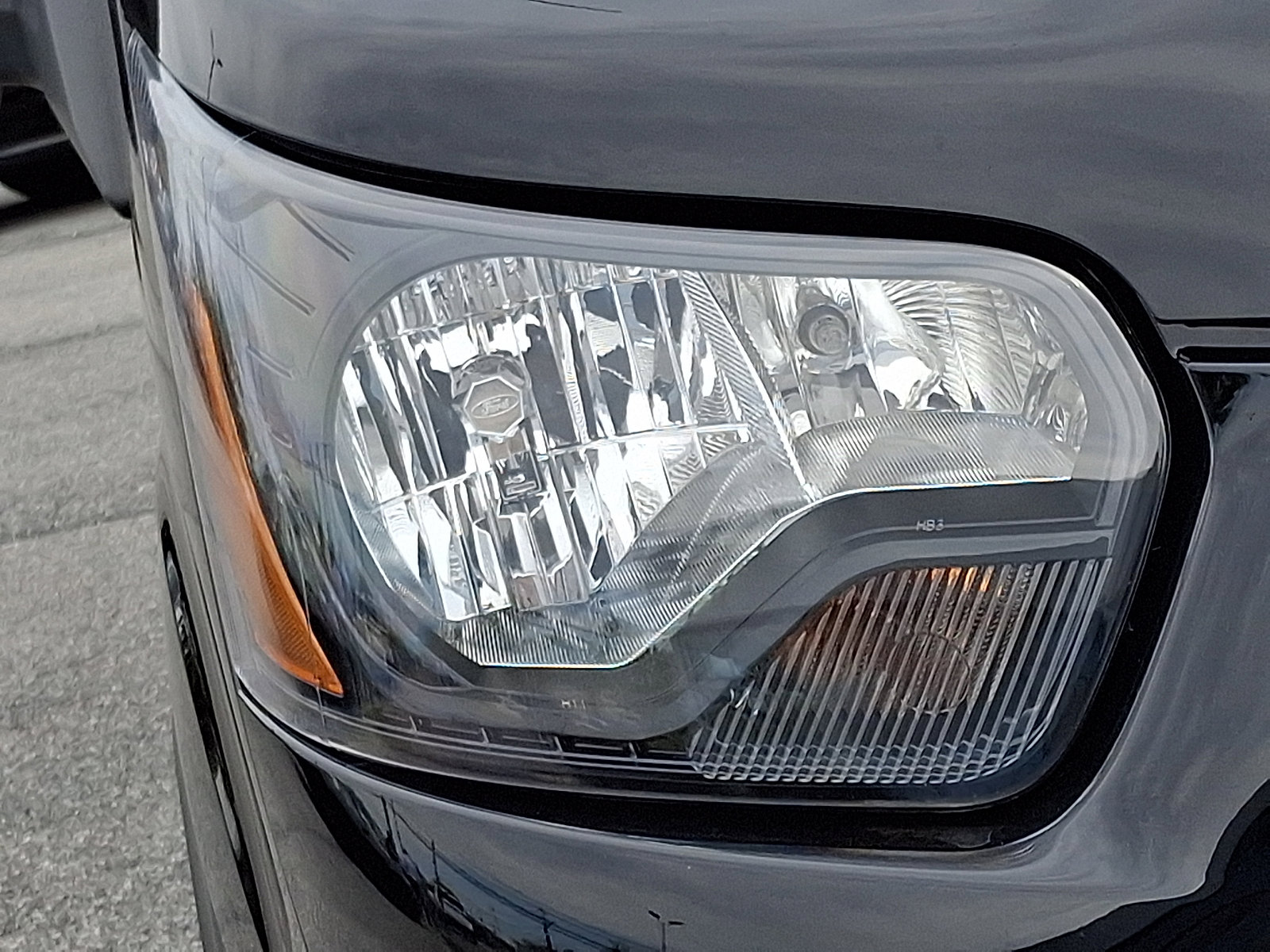 Used 2023 Ford Transit 350 XL AWD/4WD image 9