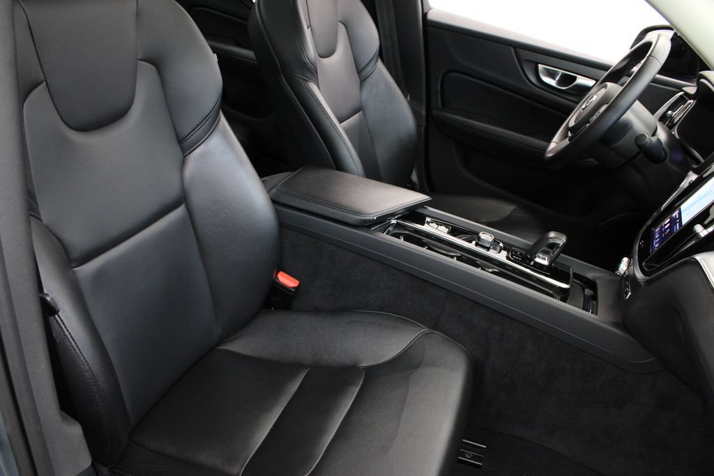 Certified 2024 Volvo S60 B5 Core FWD image 26