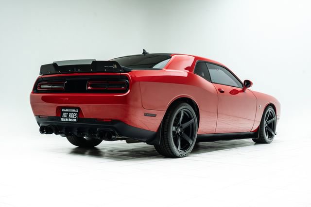 Used 2016 Dodge Challenger R/T Scat Pack image 12