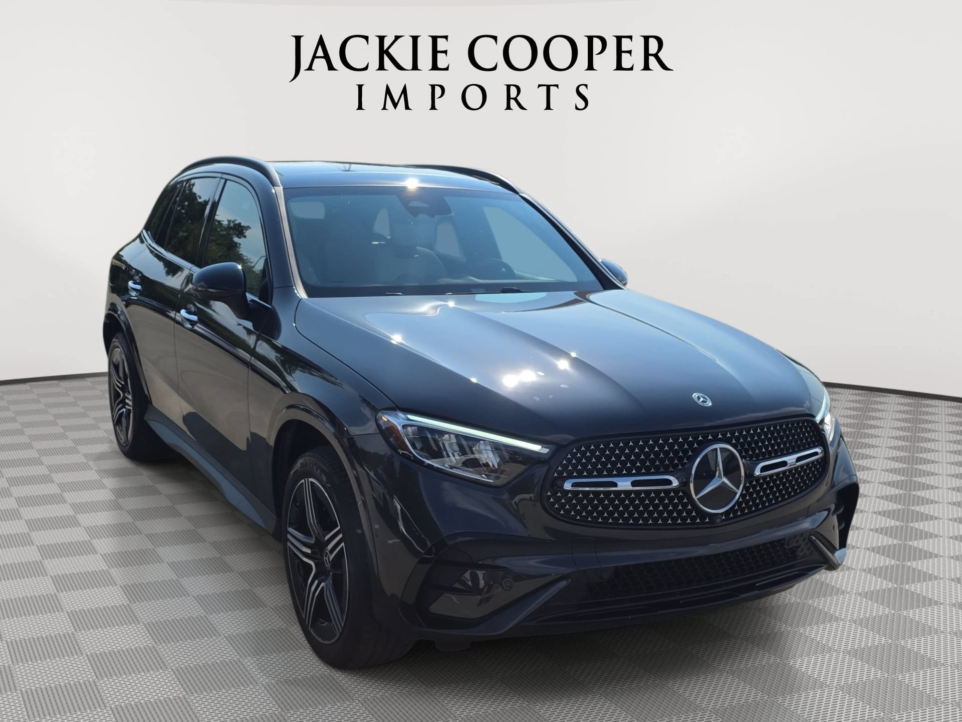 Certified 2026 Mercedes-Benz GLC 300 4MATIC image 3