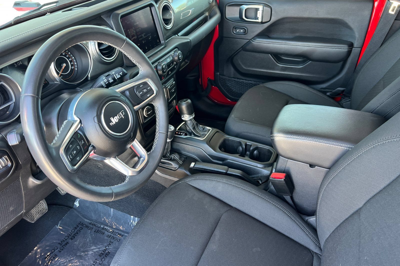 Used 2023 Jeep Wrangler Unlimited Sahara AWD/4WD image 11