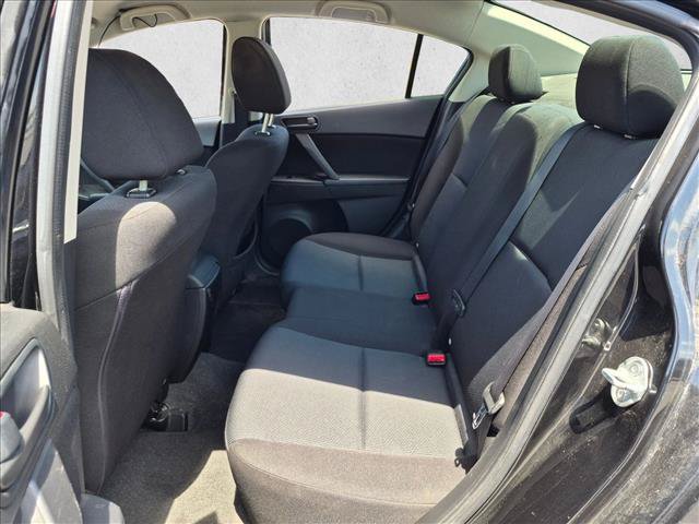 Used 2011 MAZDA MAZDA3 i Sport FWD image 15