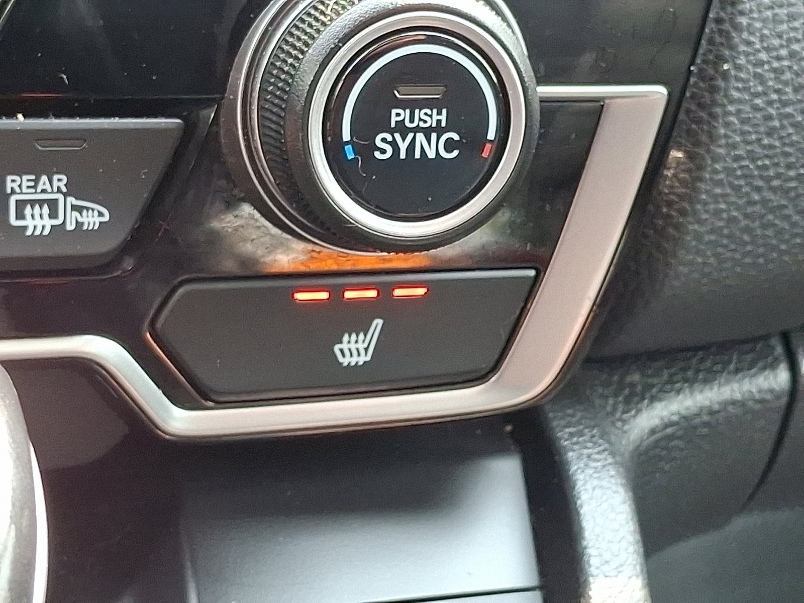 Used 2018 Honda CR-V Touring image 26