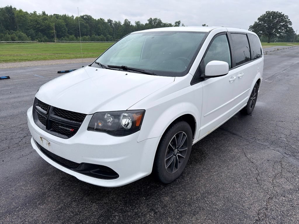 Used 2017 Dodge Grand Caravan SE FWD image 17
