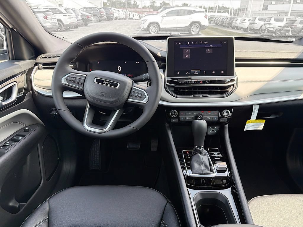 New 2026 Jeep Compass Limited AWD/4WD image 28