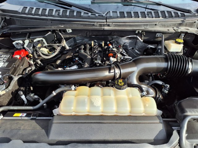 Used 2023 Lincoln Navigator Reserve AWD/4WD image 3