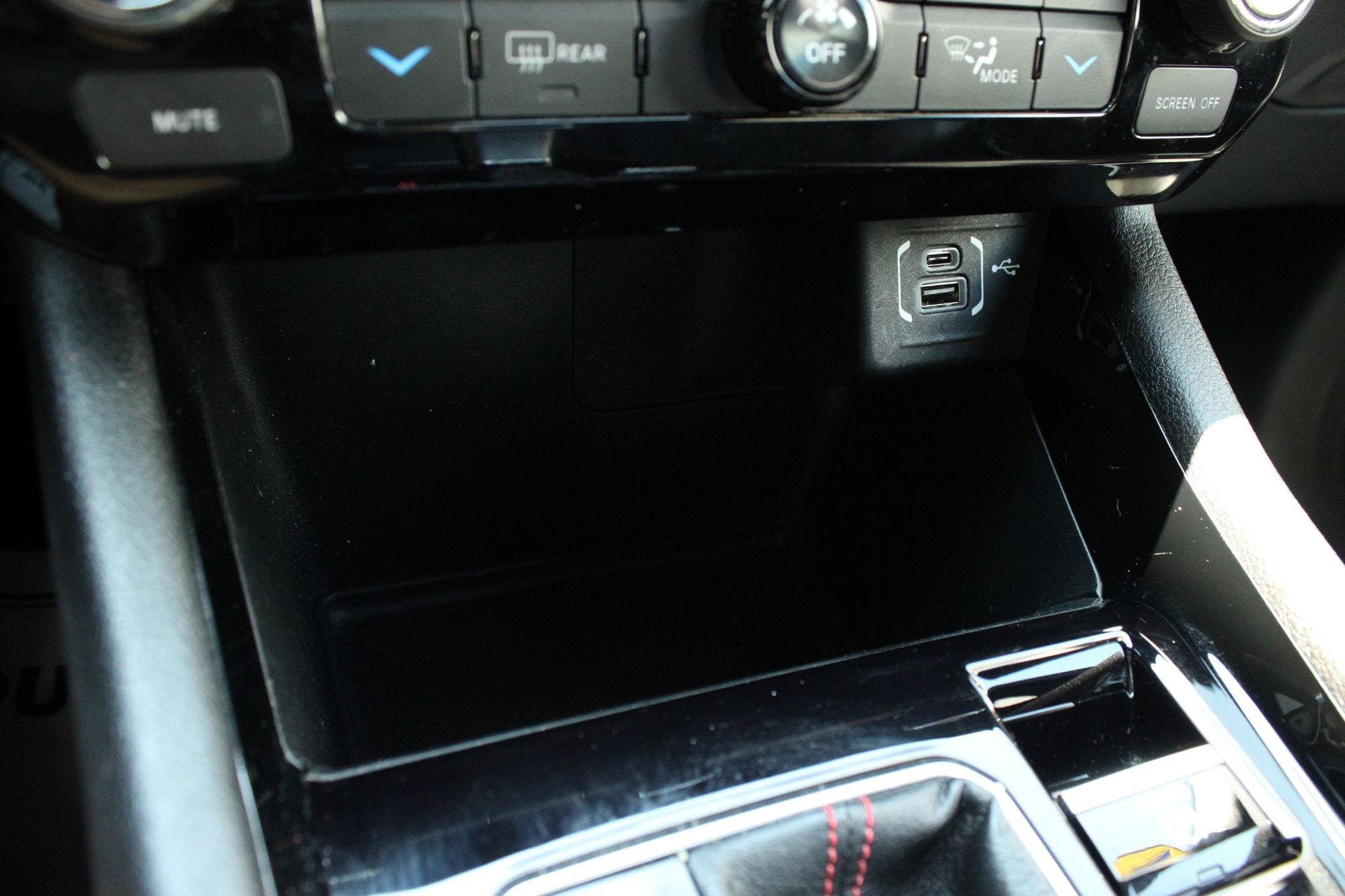 Used 2023 Jeep Compass Trailhawk AWD/4WD image 49