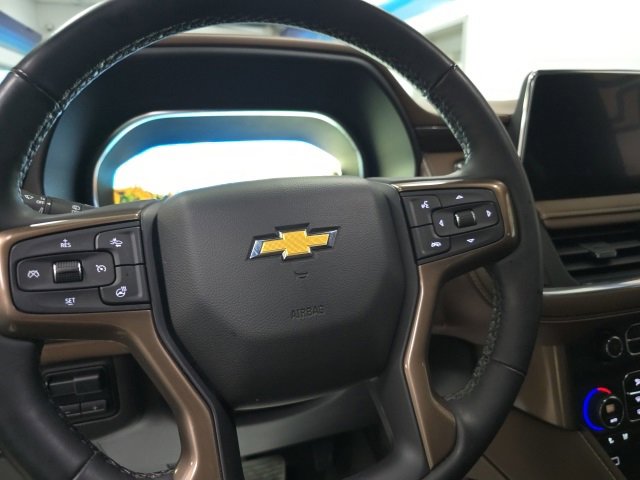 Used 2024 Chevrolet Suburban High Country image 18