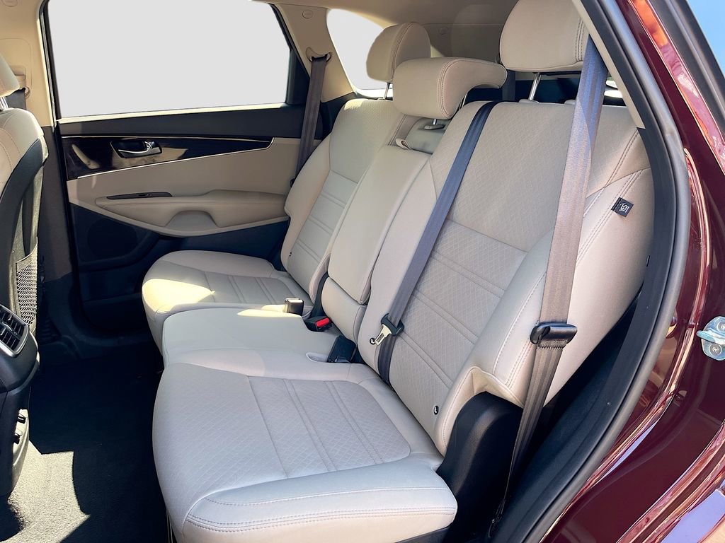 Used 2020 Kia Sorento S FWD image 29