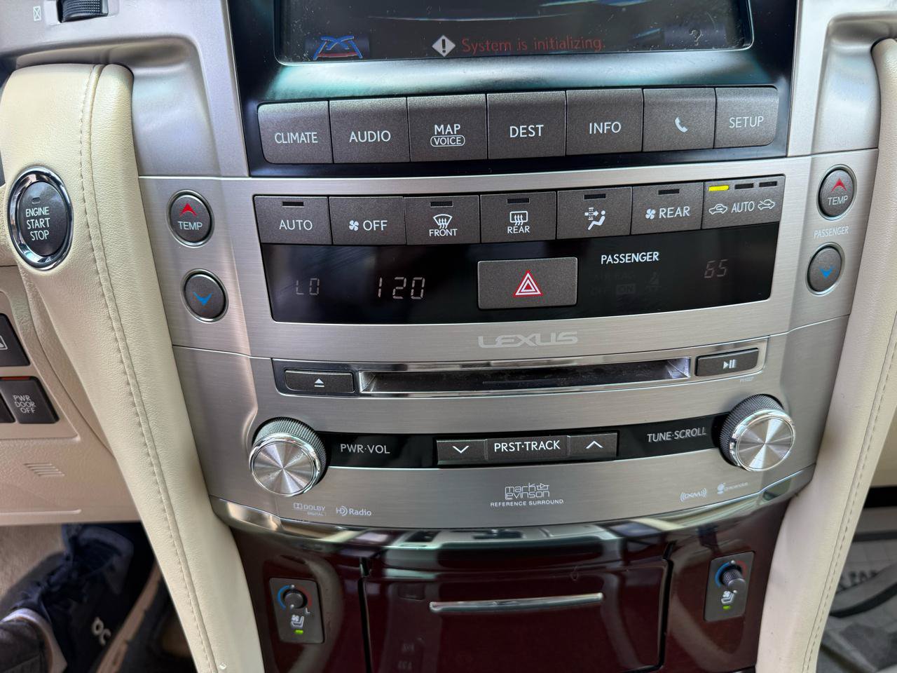 Used 2015 Lexus LX 570 4WD image 27
