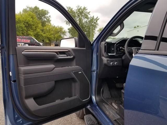 New 2026 GMC Sierra 1500 Elevation w/ Elevation Premium Package image 10