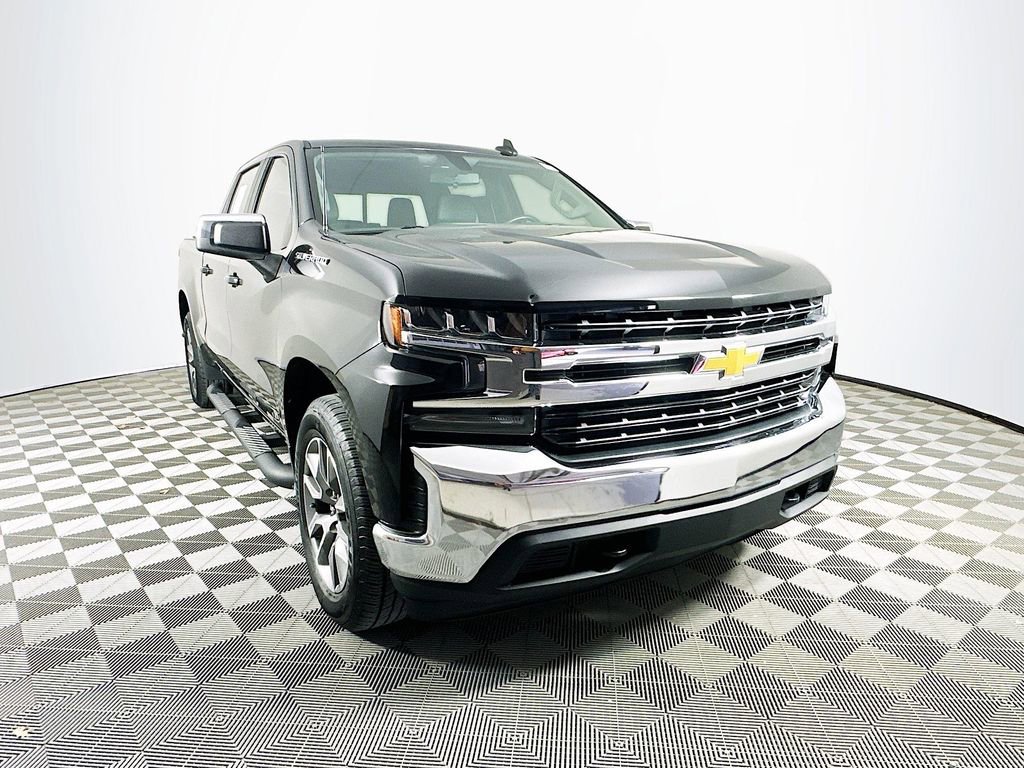Used 2019 Chevrolet Silverado 1500 LT image 2