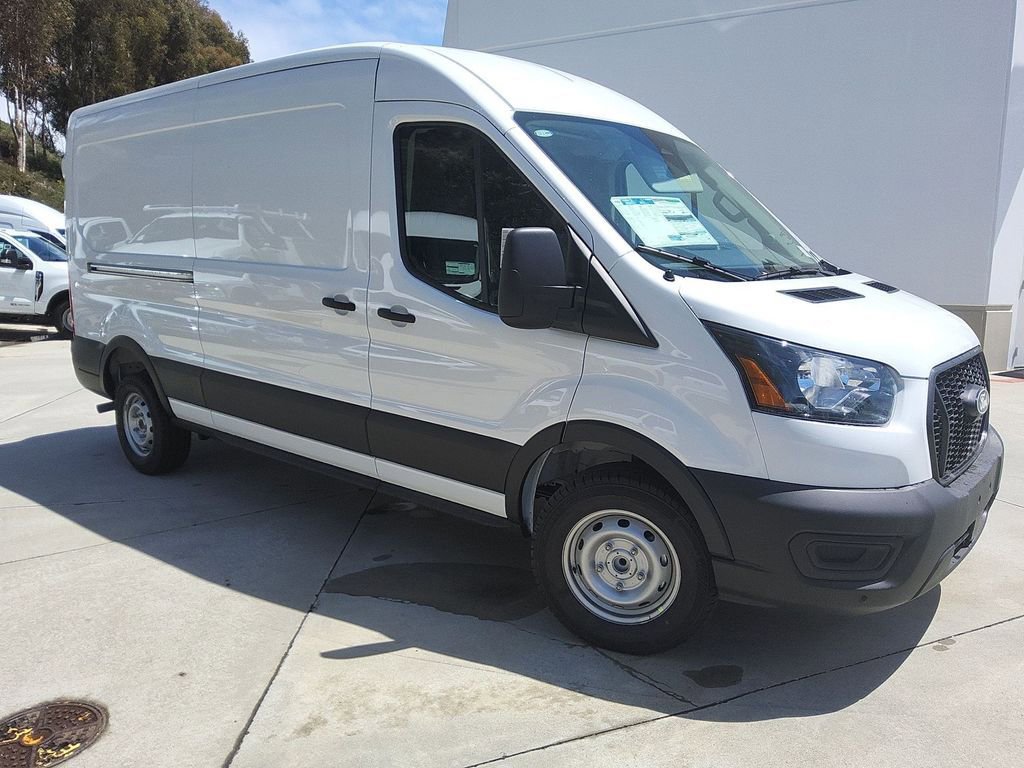 New 2026 Ford Transit 250 148 Medium Roof w/ Load Area Protection Package RWD image 19