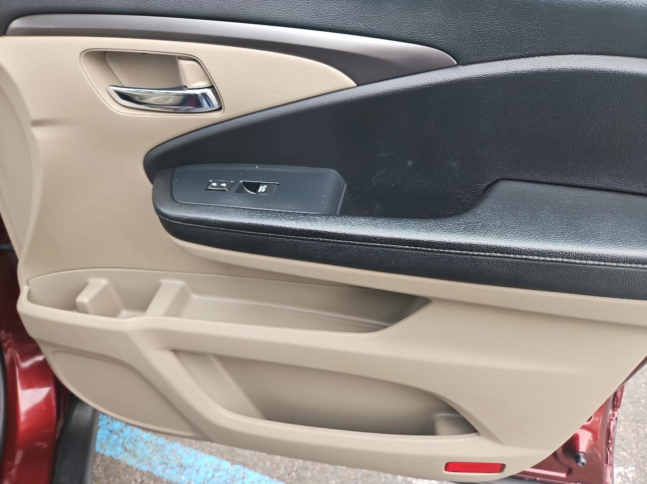 Used 2022 Honda Pilot Special Edition image 19