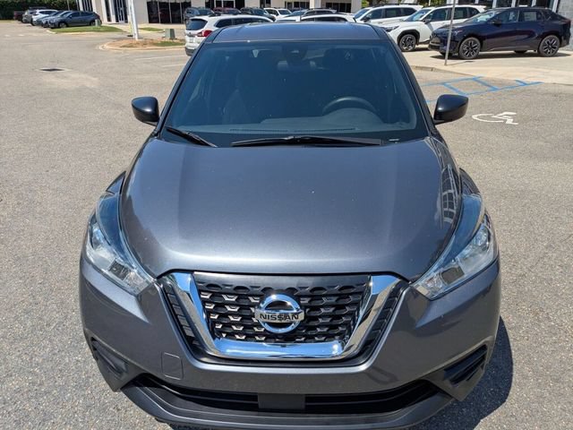 Used 2020 Nissan Kicks S FWD image 4
