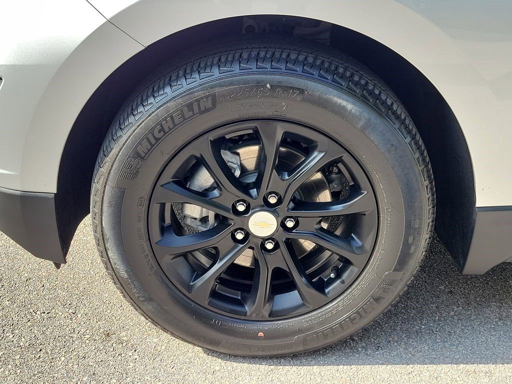 Used 2021 Chevrolet Equinox LT FWD image 12