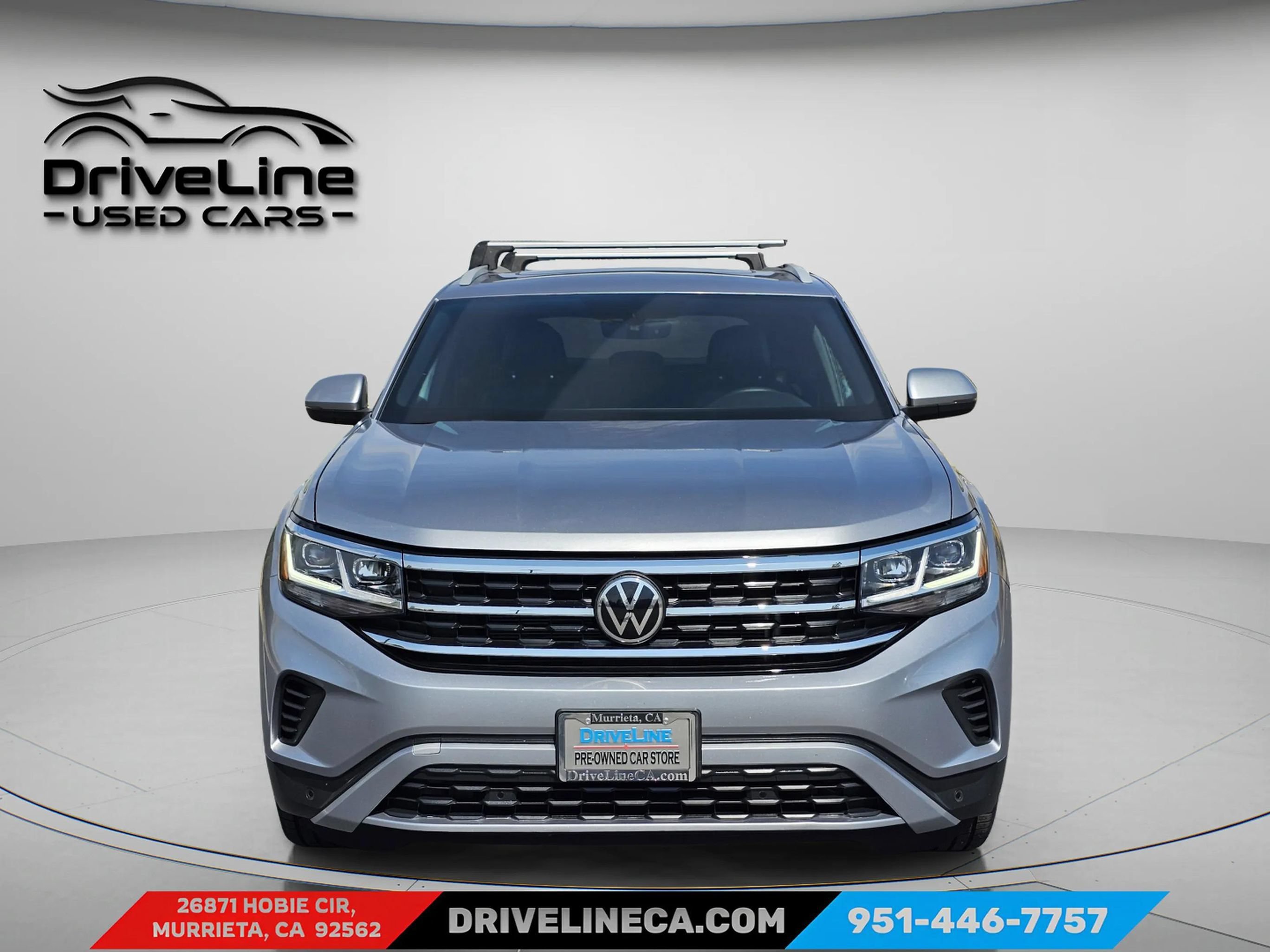 Used 2021 Volkswagen Atlas Cross Sport SE w/ Panoramic Sunroof Package AWD/4WD image 2
