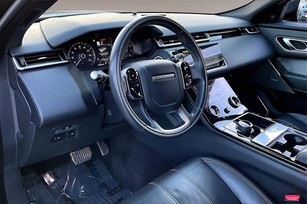 Used 2020 Land Rover Range Rover Velar R-Dynamic S image 15