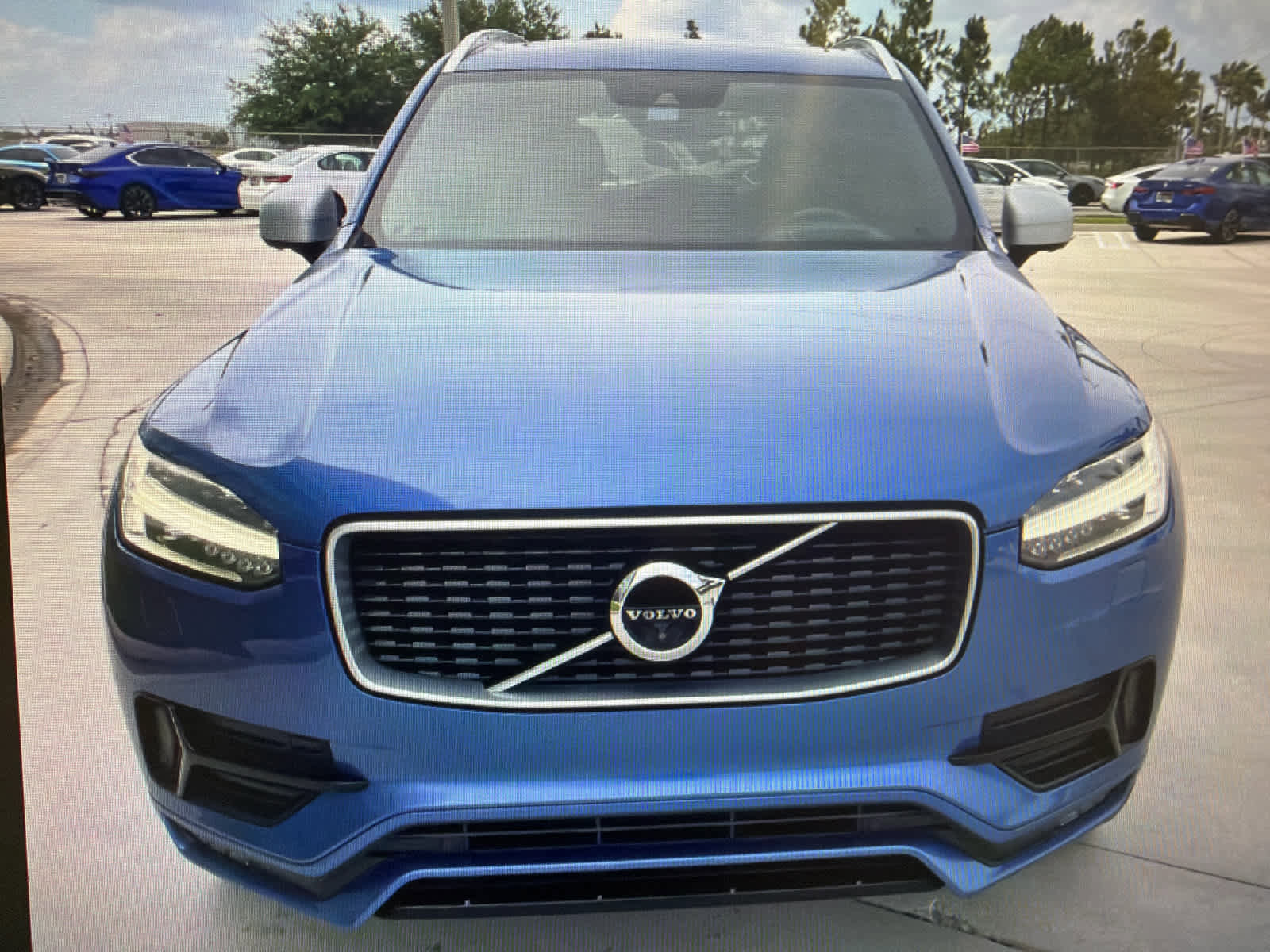 Used 2018 Volvo XC90 T5 R-Design w/ Convenience Package FWD image 9