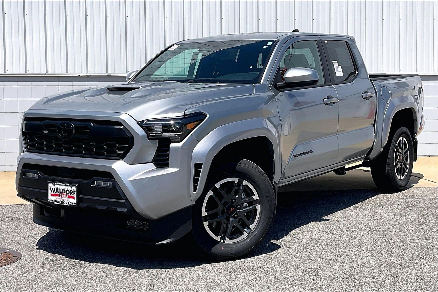 New 2026 Toyota Tacoma TRD Sport AWD/4WD image 2