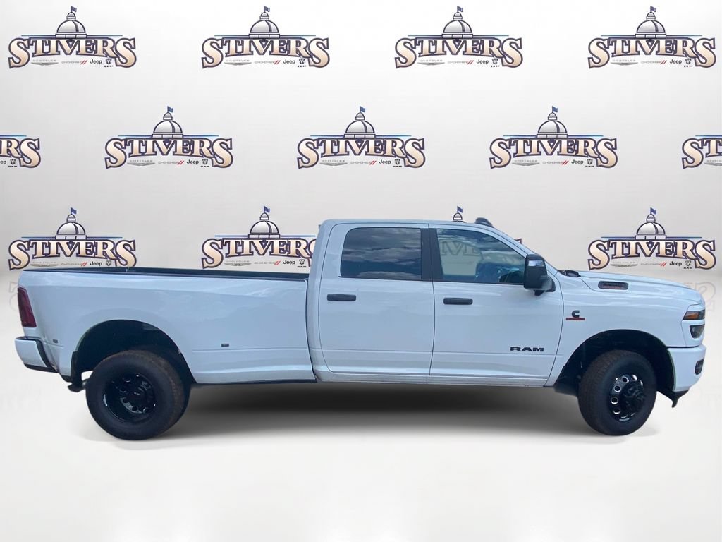 New 2026 RAM 3500 Big Horn AWD/4WD image 7