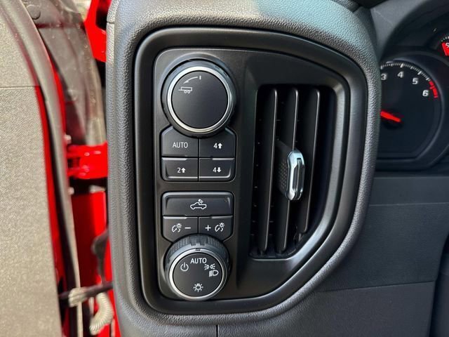 Used 2023 Chevrolet Silverado 1500 Custom Trail Boss w/ LPO, Dark Essentials Package image 49