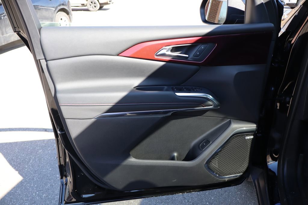 New 2026 Chevrolet Traverse Z71 w/ Enhanced Driving Package image 10