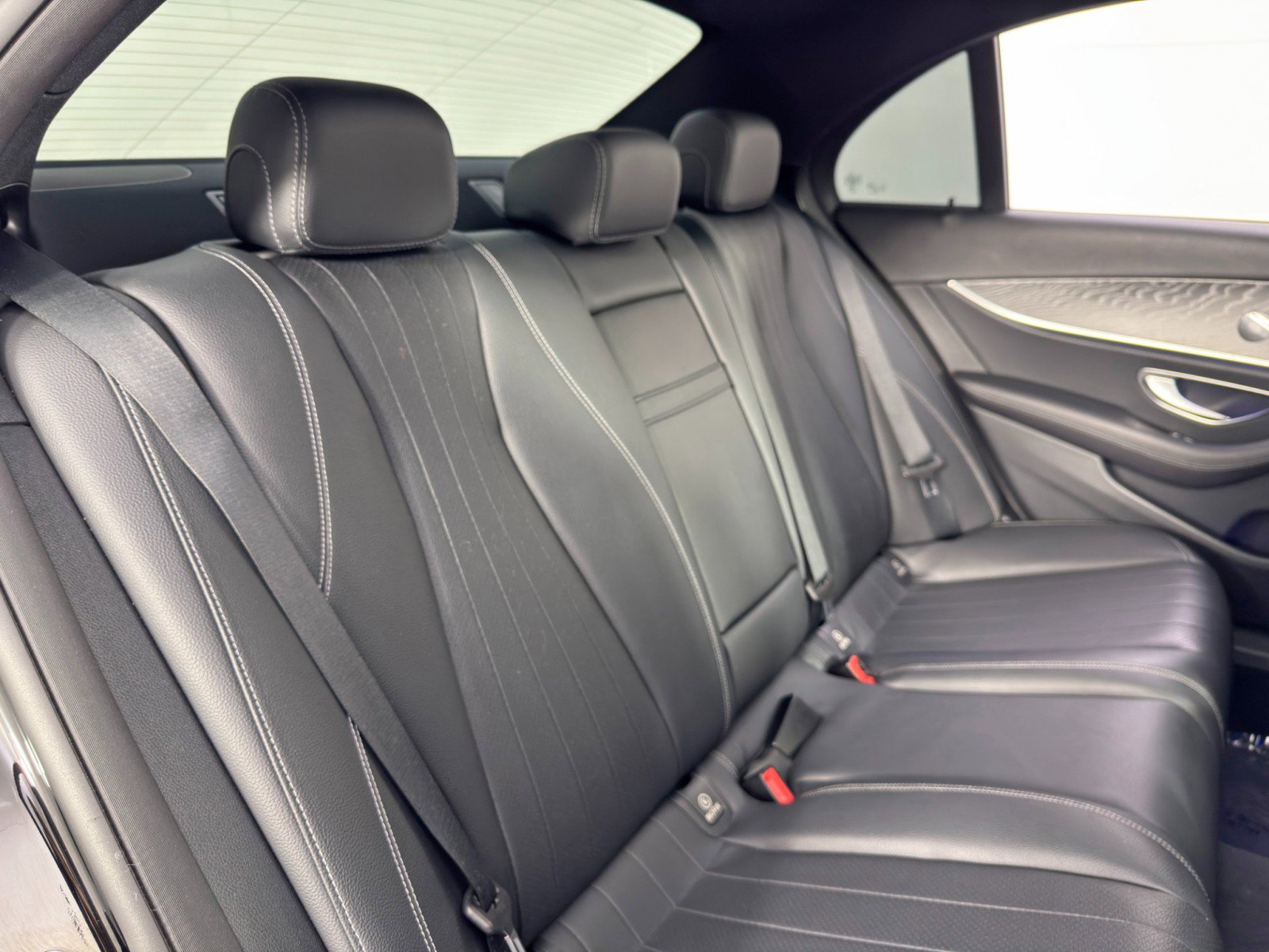 Used 2021 Mercedes-Benz E 350 Sedan w/ Premium Package image 41