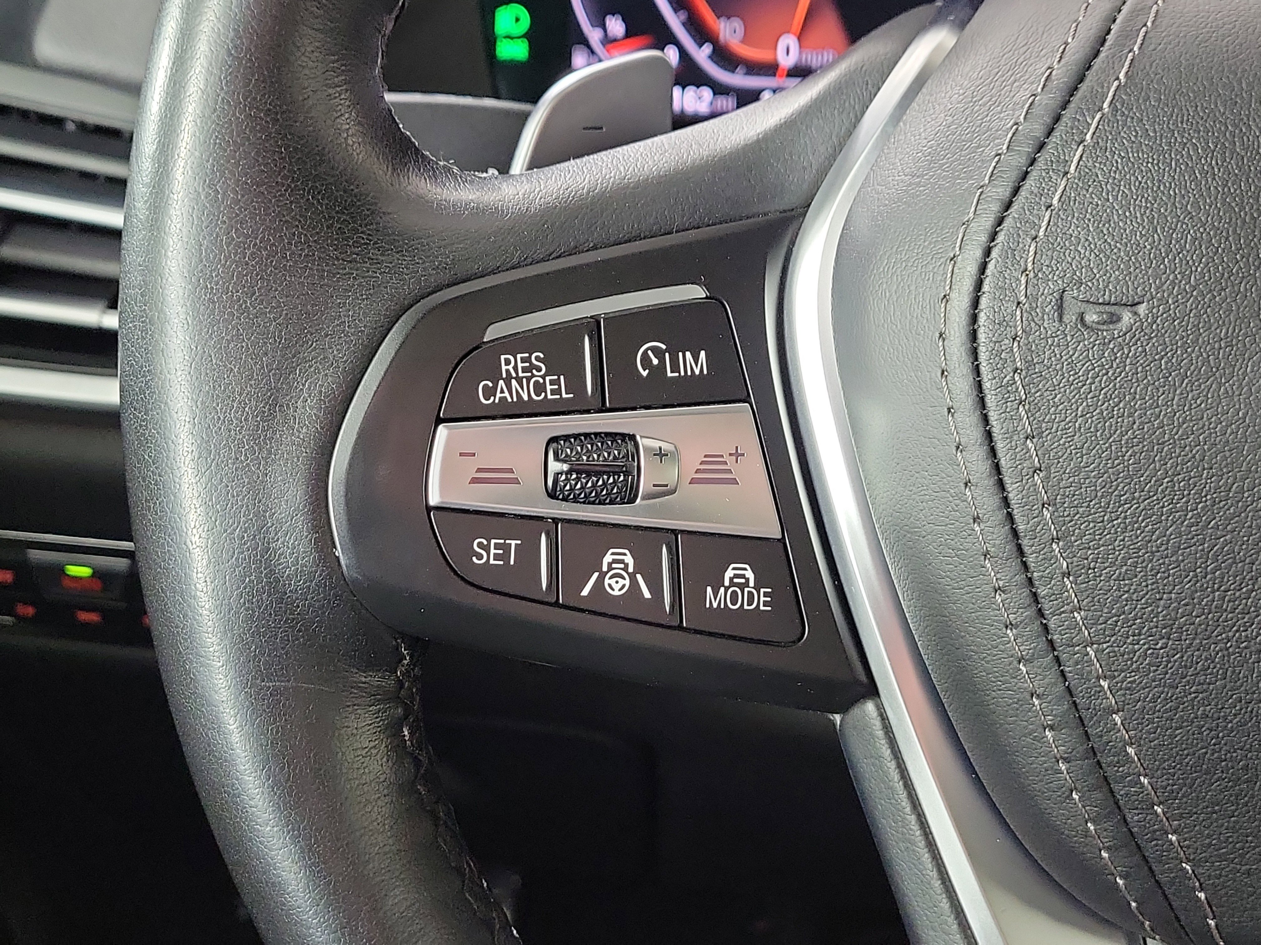 Used 2021 BMW X5 xDrive40i w/ Premium Package image 13