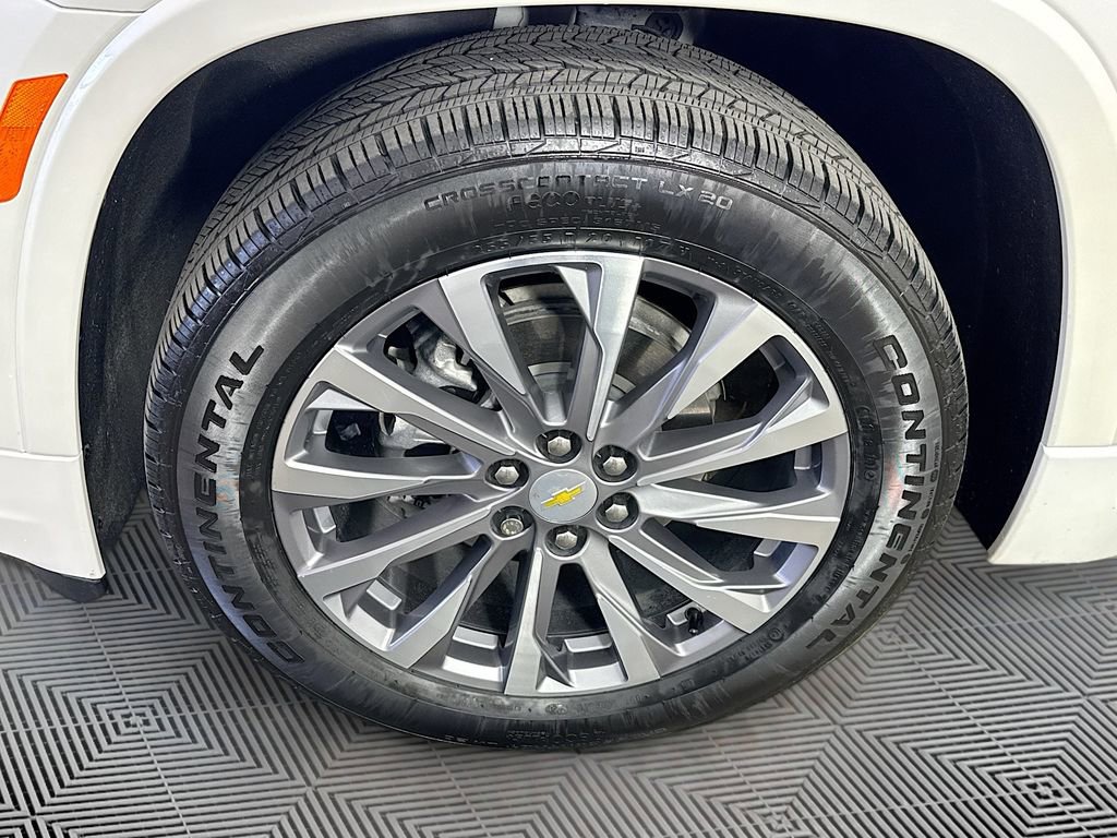 Used 2023 Chevrolet Traverse Premier w/ LPO, Floor Liner Package image 33