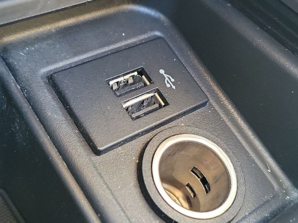 Used 2019 INFINITI QX50 Luxe w/ Navigation Package image 28