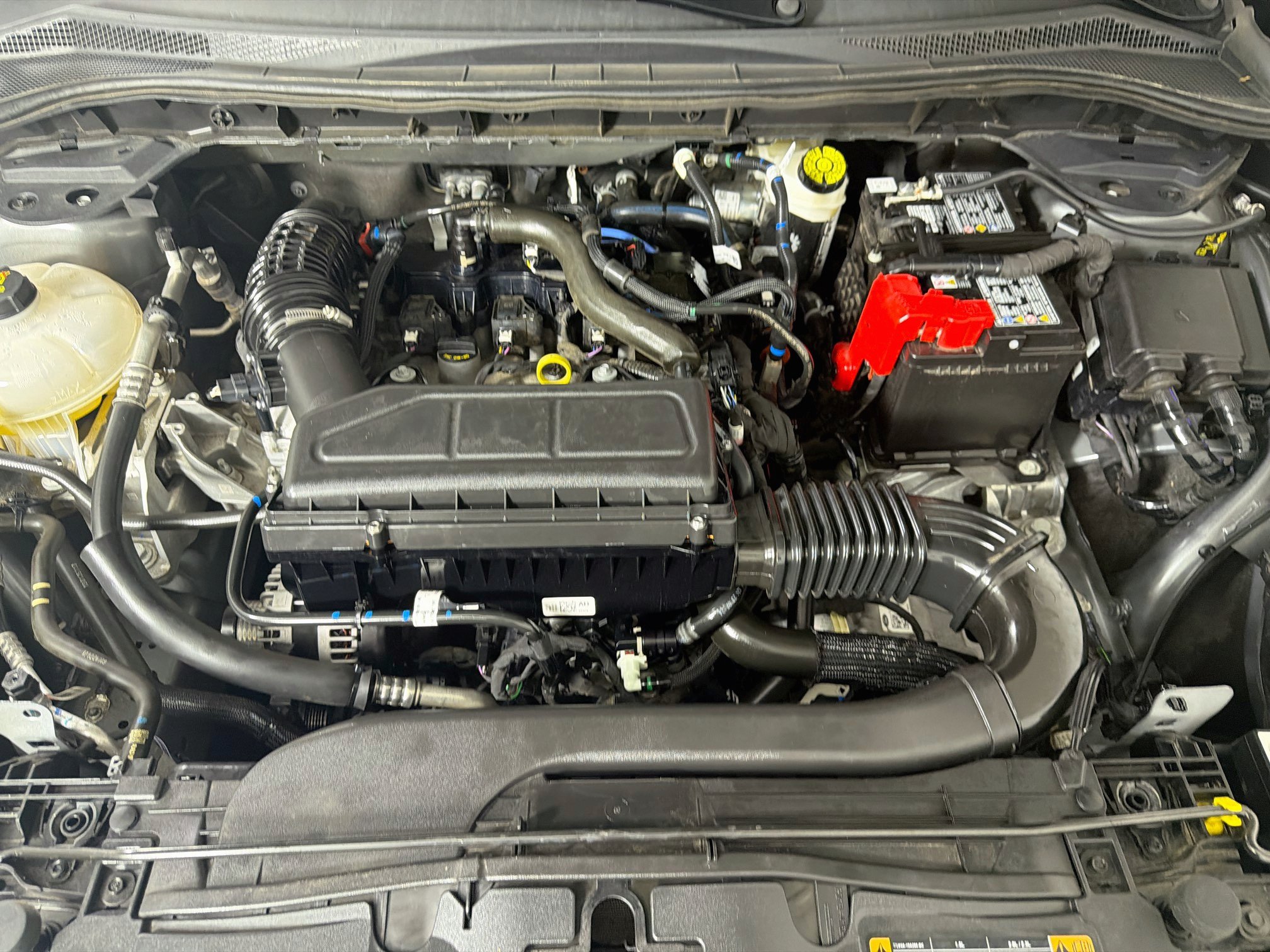 Used 2025 Ford Escape ST-Line FWD image 30