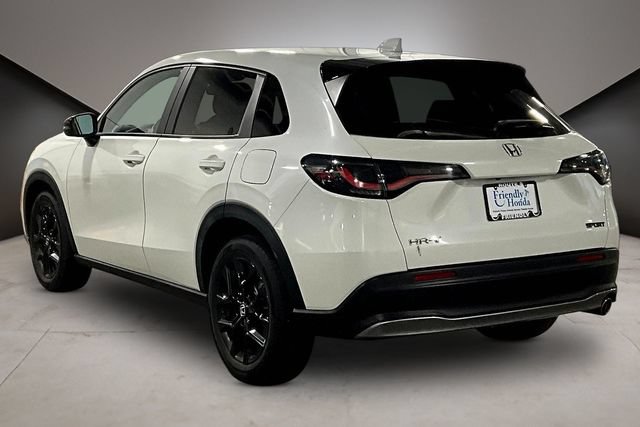 Used 2024 Honda HR-V Sport image 4