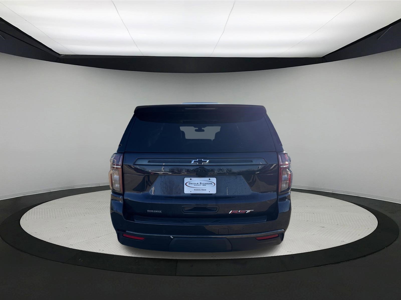 Used 2022 Chevrolet Suburban RST w/ Luxury Package image 5