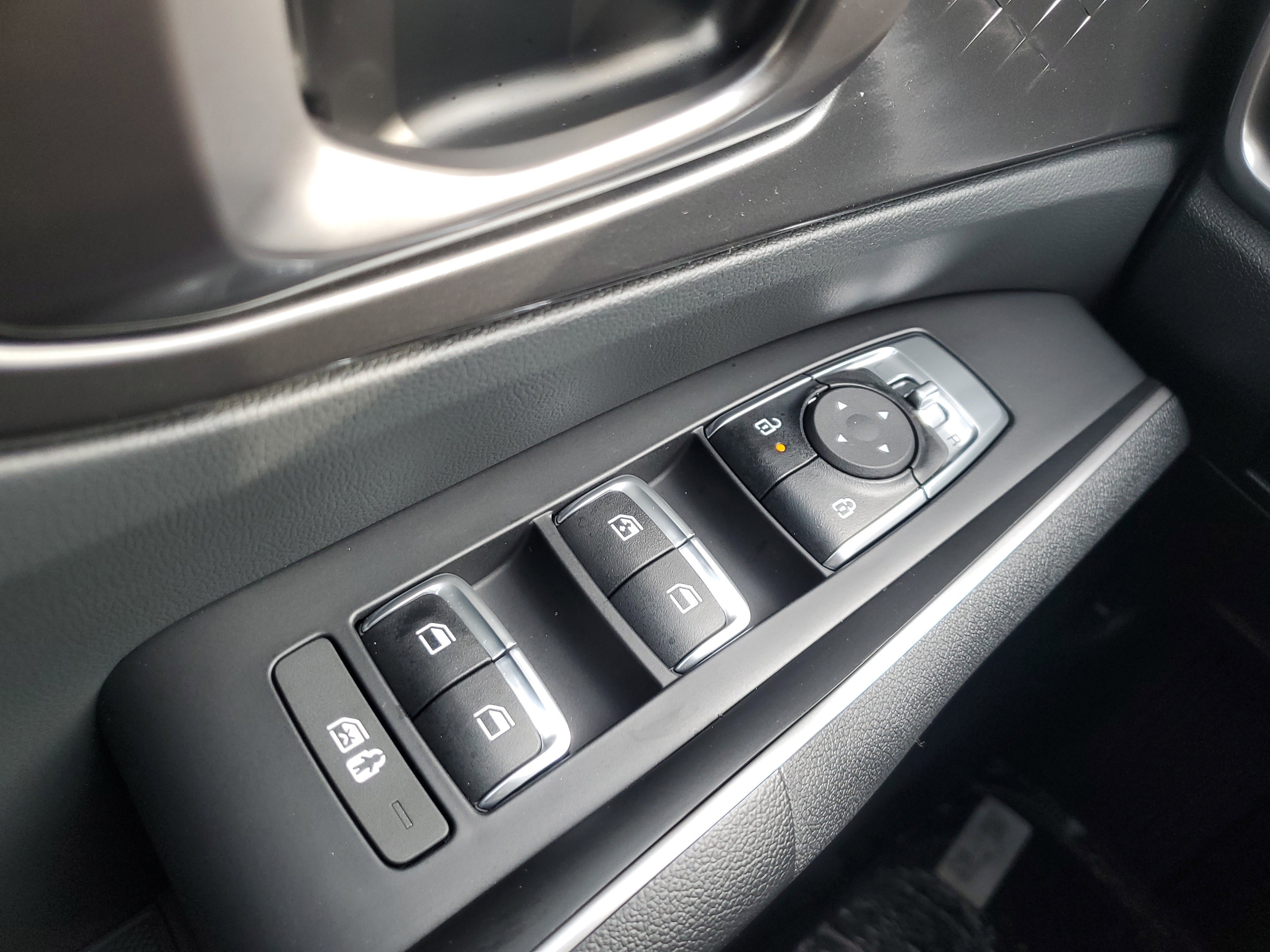 New 2026 Kia Sorento S w/ S Panoramic Sunroof Package FWD image 30
