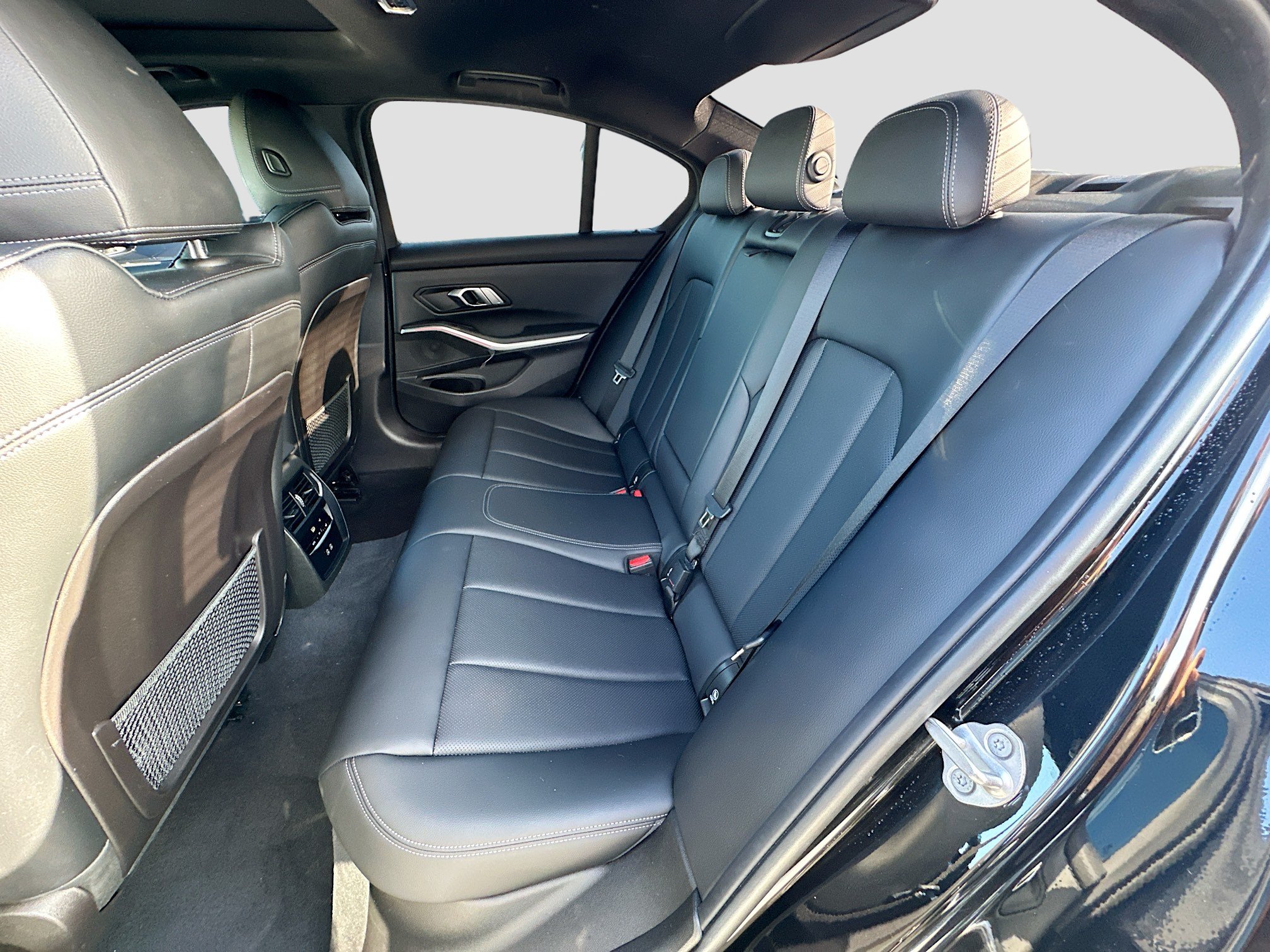 Used 2023 BMW M340i w/ Driving Assistance Package RWD image 25