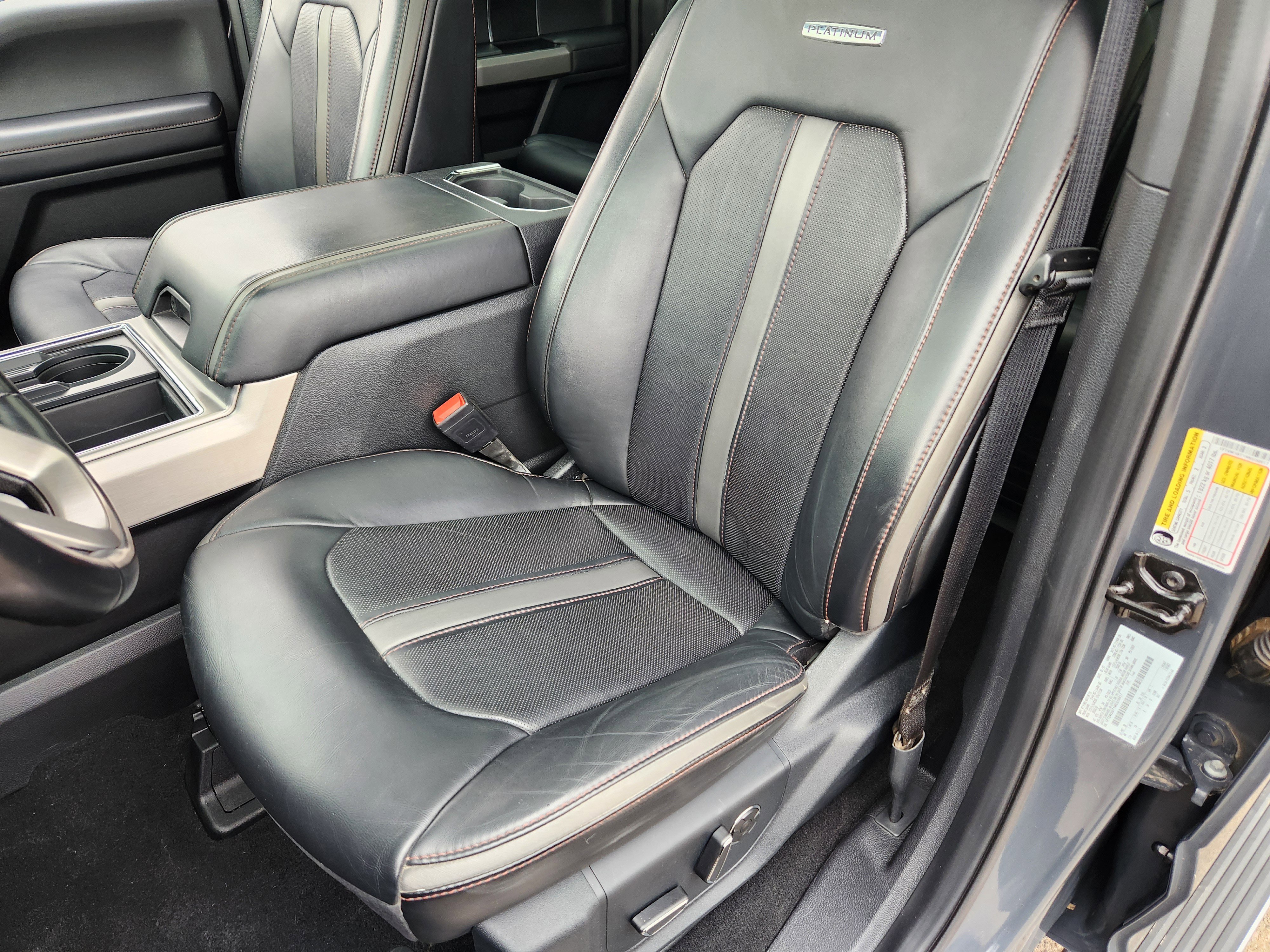 Used 2021 Ford F350 Platinum image 12