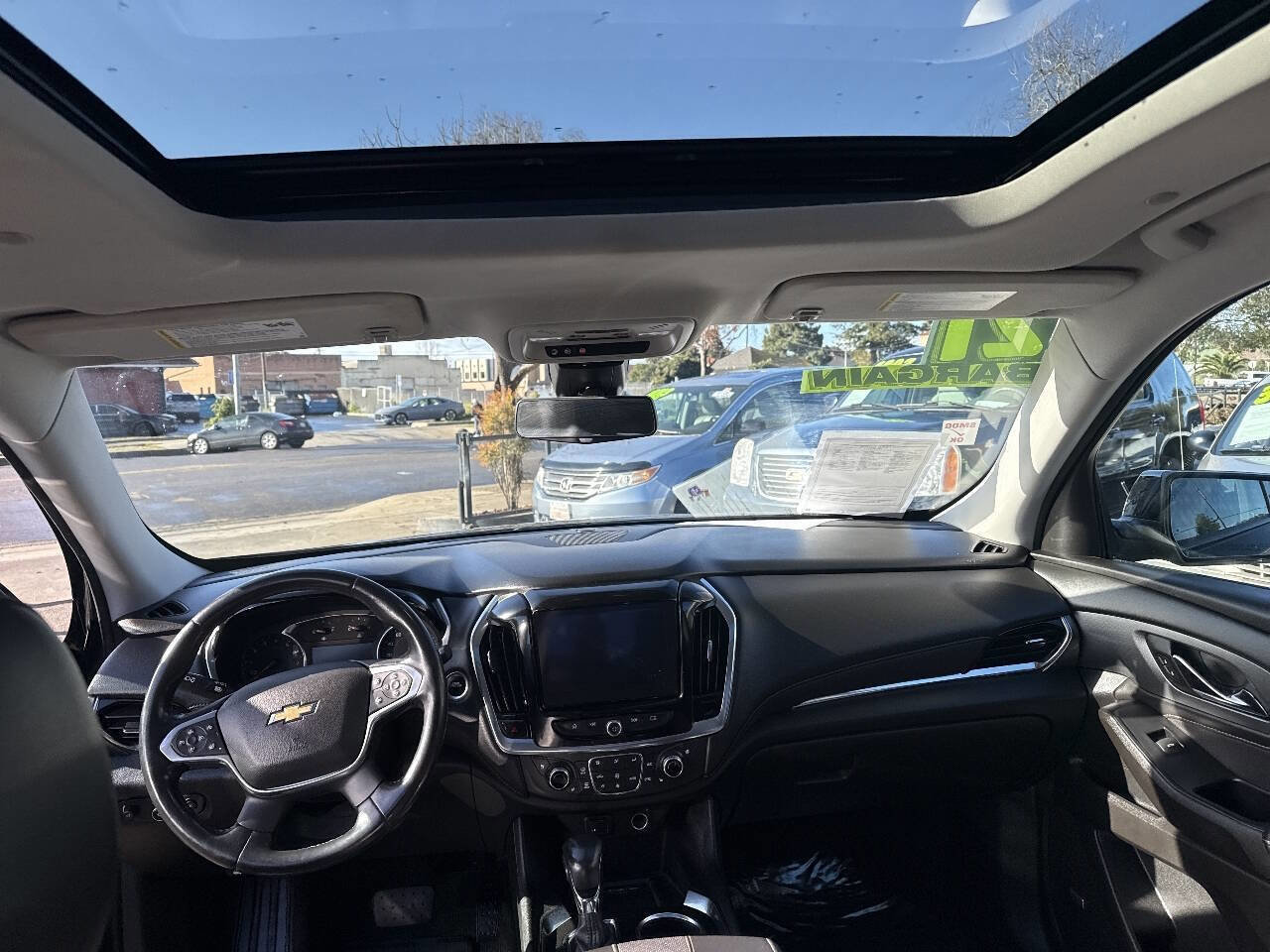 Used 2021 Chevrolet Traverse Premier w/ Redline Edition image 6