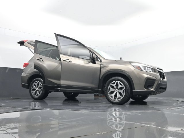 Used 2020 Subaru Forester Premium w/ Popular Package #1 AWD/4WD image 32