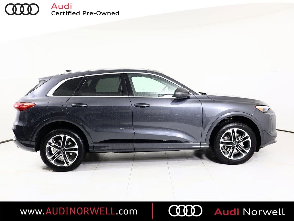 Certified 2025 Audi Q5 Premium Plus w/ Premium Plus image 18