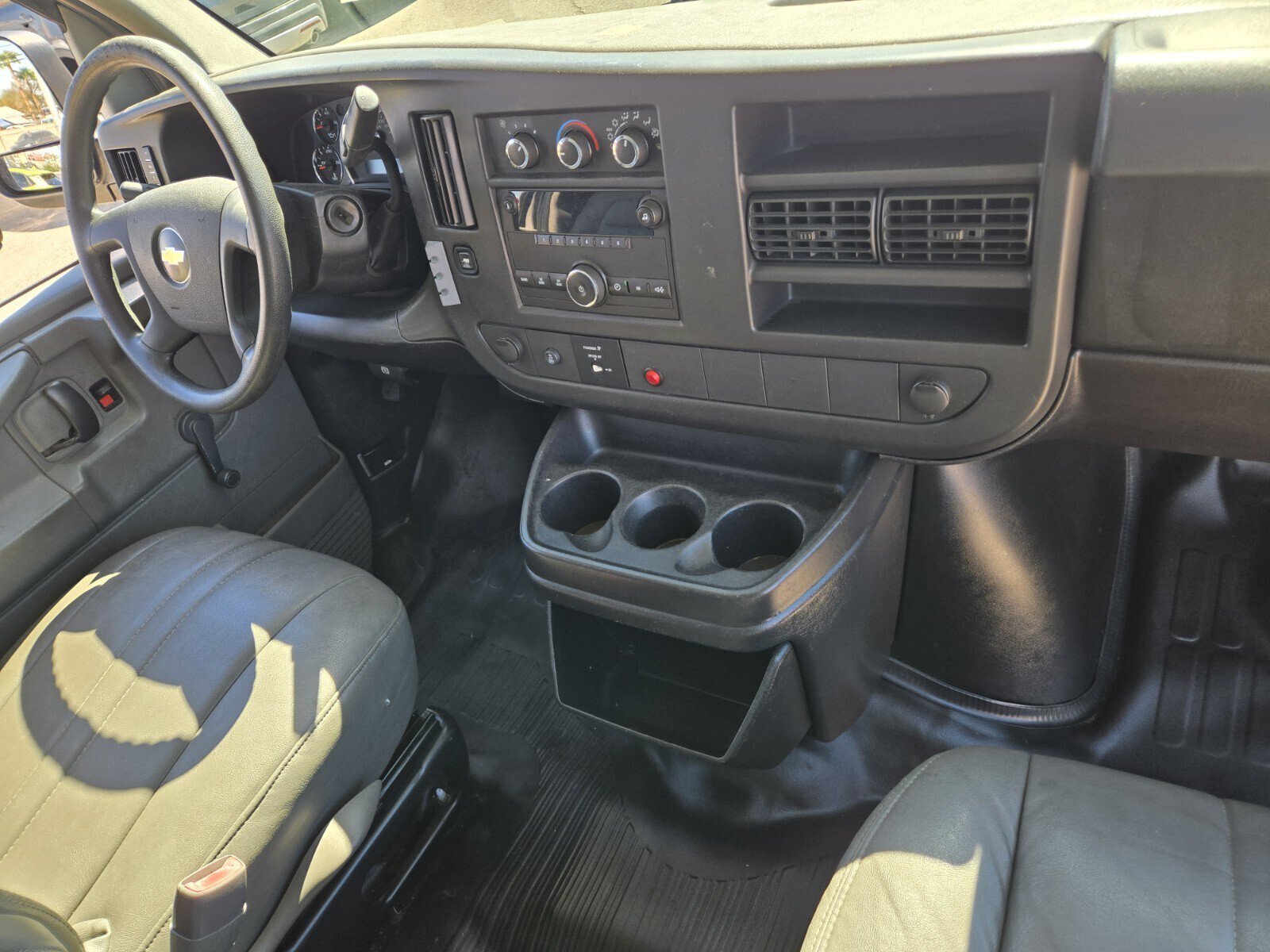 Used 2012 Chevrolet Express 2500 w/ Cold Climate Package RWD image 12