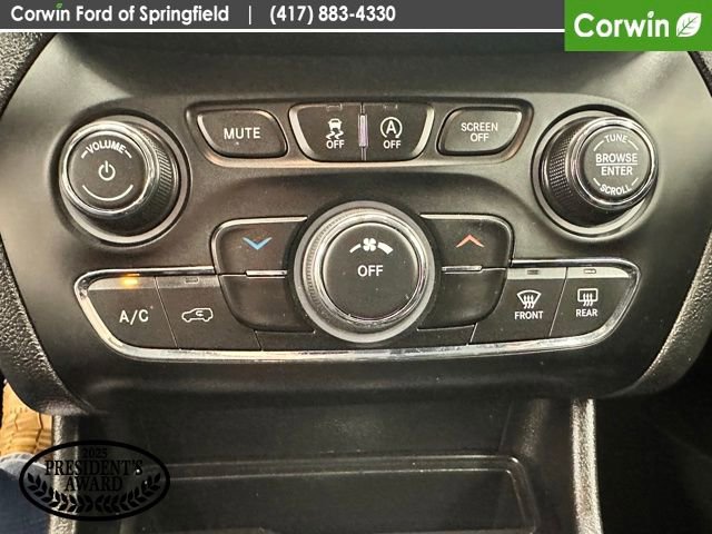 Used 2019 Jeep Cherokee Latitude Plus image 22